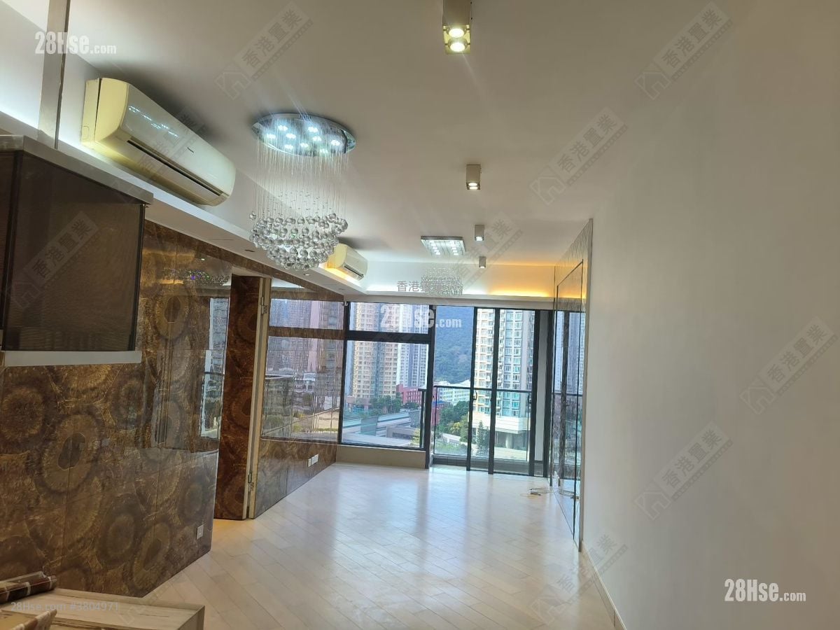 The Wings Sell 3 Bedrooms , 2 Bathrooms 944 ft²