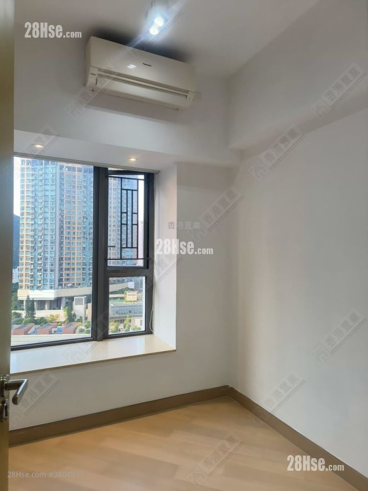 The Wings Sell 3 Bedrooms , 2 Bathrooms 944 ft²