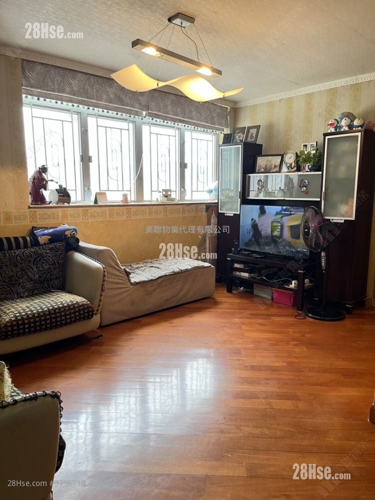 Aldrich Garden Sell 3 Bedrooms , 1 Bathroom 592 ft²