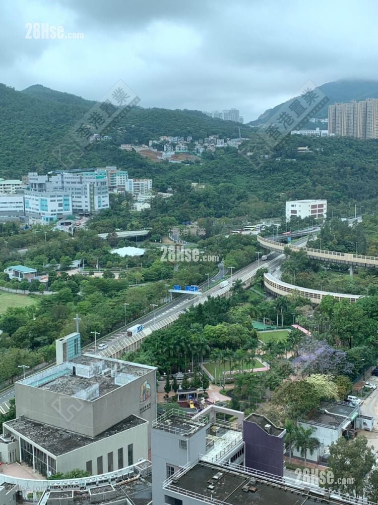 Nan Fung Plaza Sell 2 Bedrooms , 1 Bathroom 375 ft²