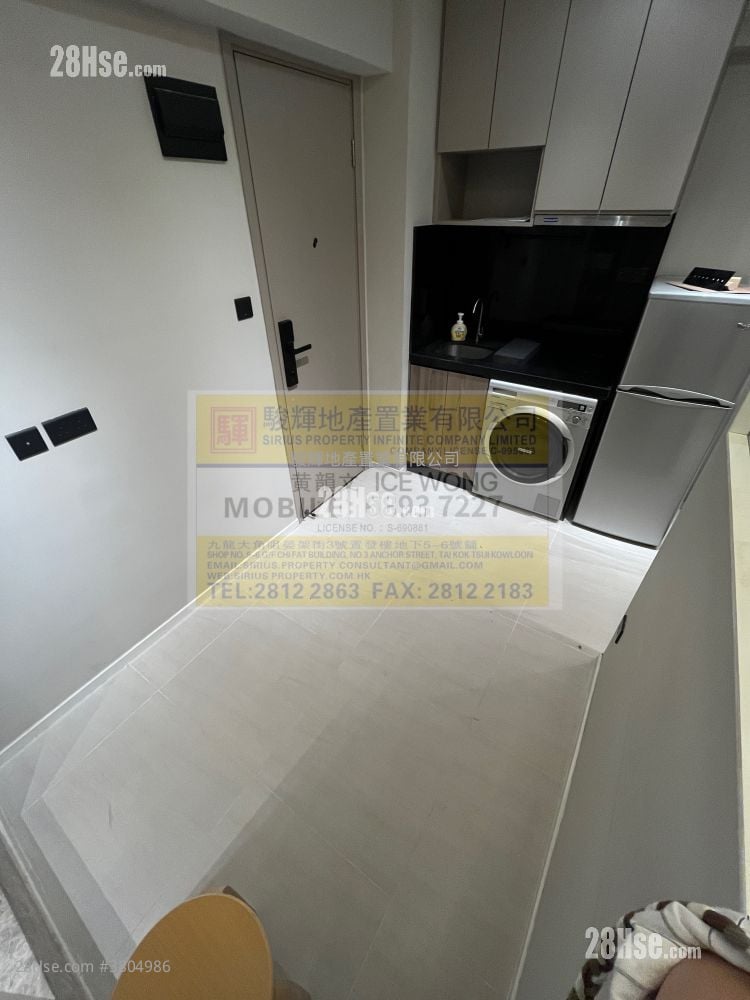 Windsor Mansion Rental 1 Bedroom , 1 Bathroom 220 ft²