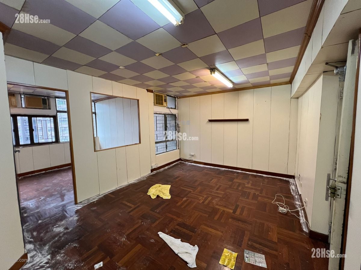 Kwong Yuen Estate Sell 2 Bedrooms , 1 Bathroom 443 ft²