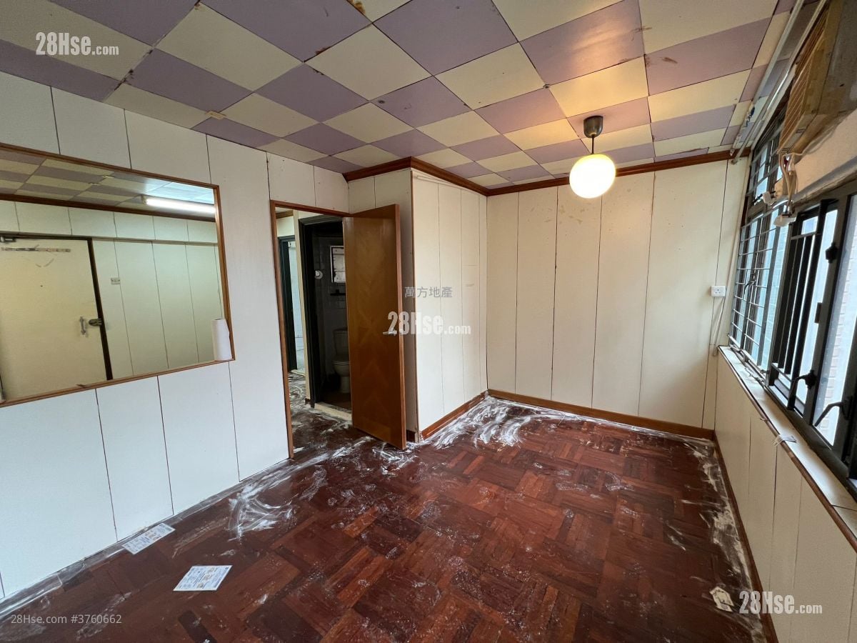 Kwong Yuen Estate Sell 2 Bedrooms , 1 Bathroom 443 ft²