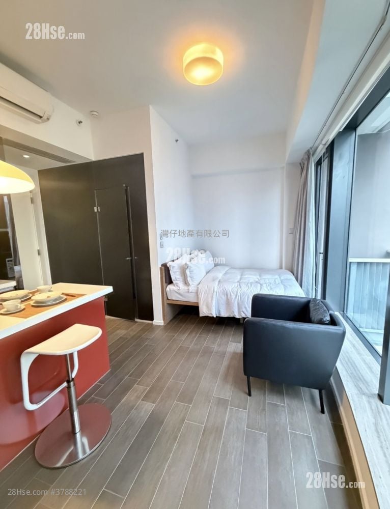 Queen's Cube 租盘 开放式间隔 277 平方尺