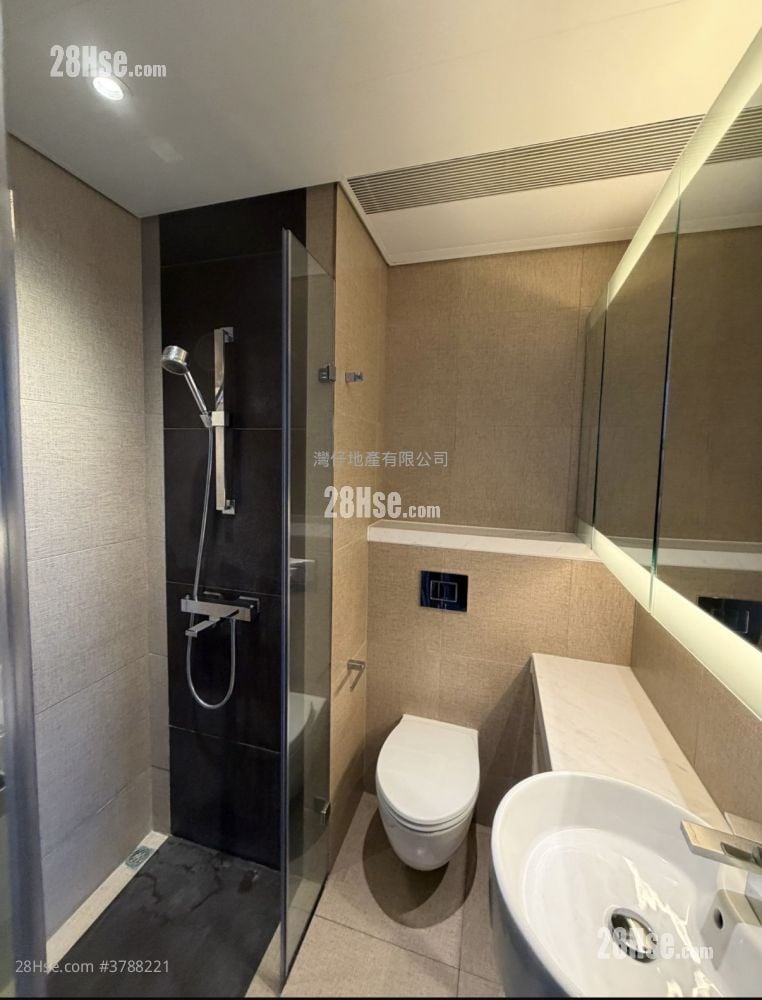 Queen's Cube 租盘 开放式间隔 277 平方尺