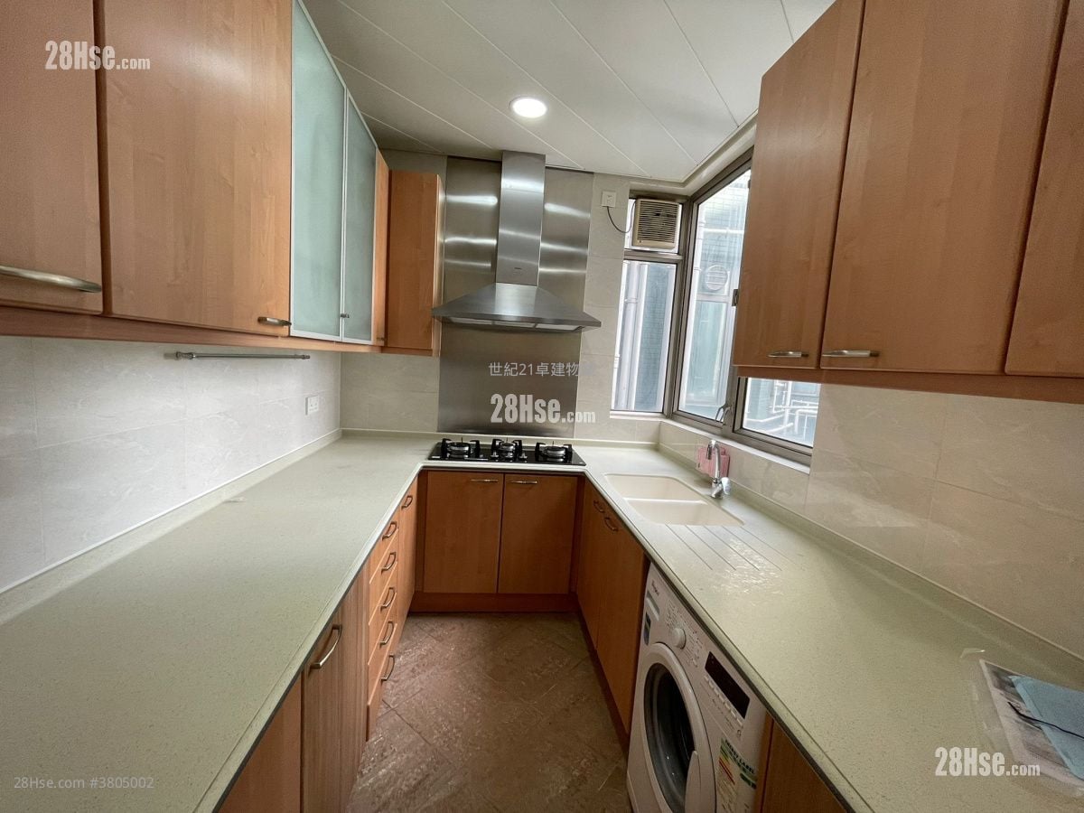 Sorrento Sell 3 Bedrooms , 2 Bathrooms 1,140 ft²