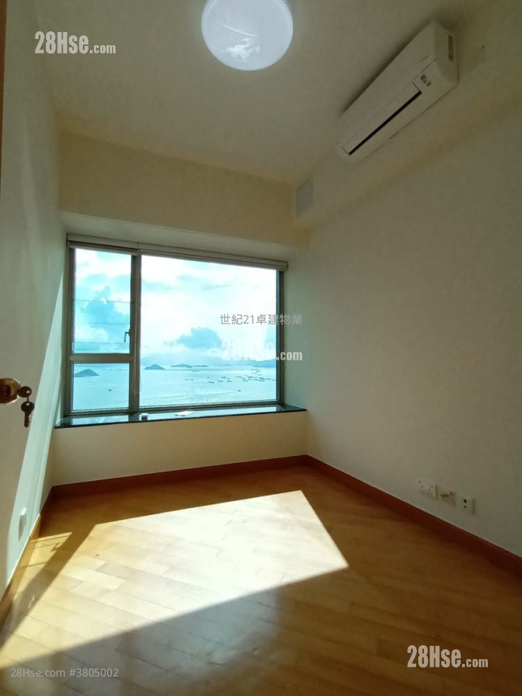 Sorrento Sell 3 Bedrooms , 2 Bathrooms 1,140 ft²