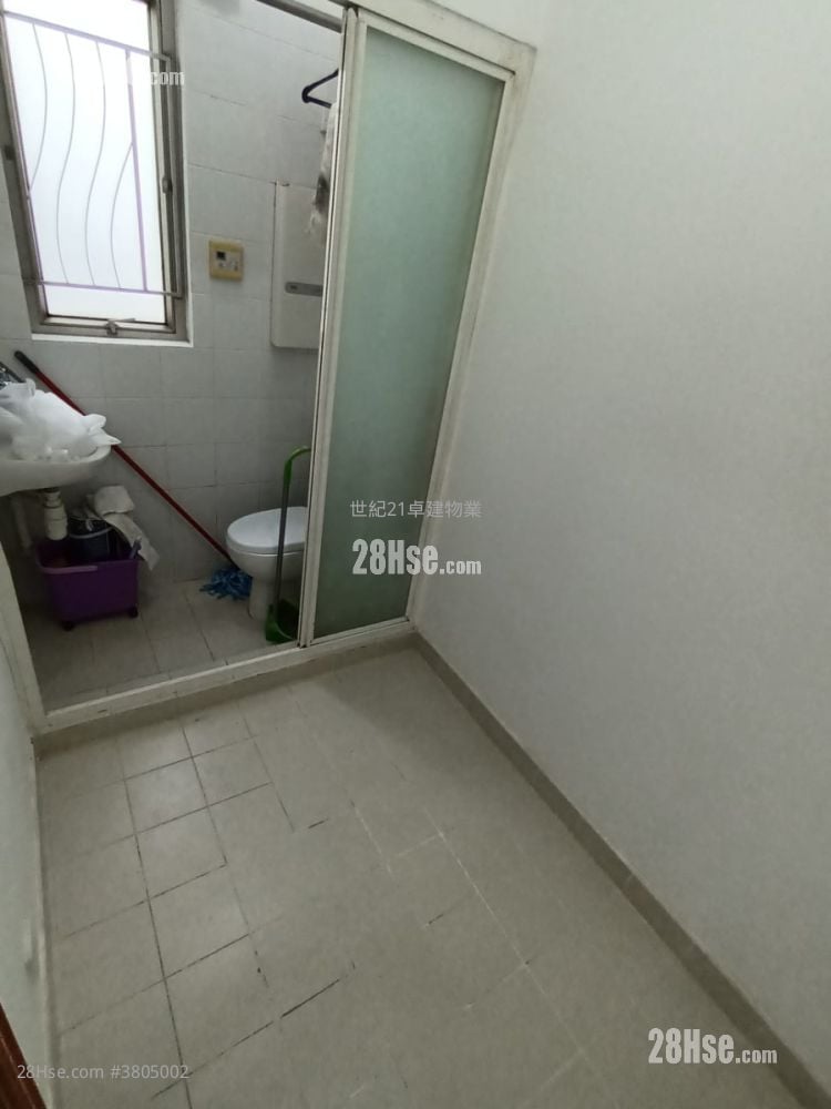 Sorrento Sell 3 Bedrooms , 2 Bathrooms 1,140 ft²