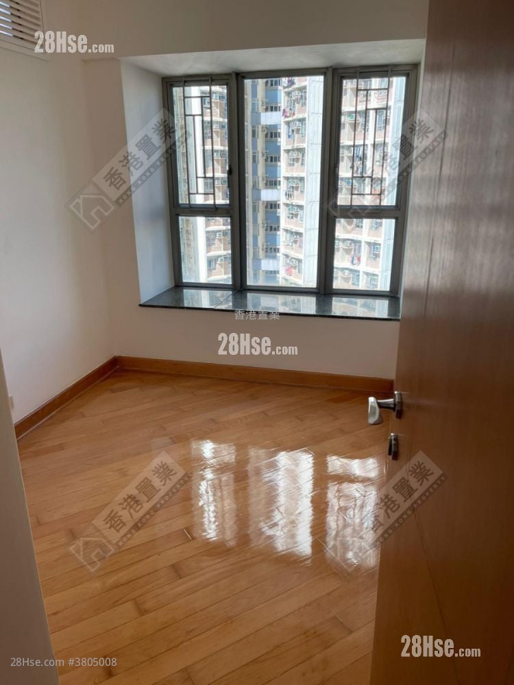 Park Central Rental 2 Bedrooms , 1 Bathroom 438 ft²