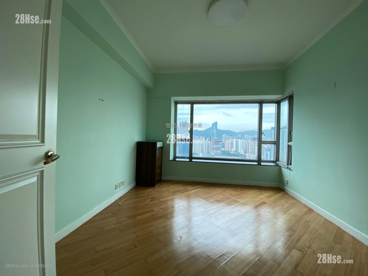 擎天半岛 售盘 3 房 , 2 浴室 1,130 平方尺