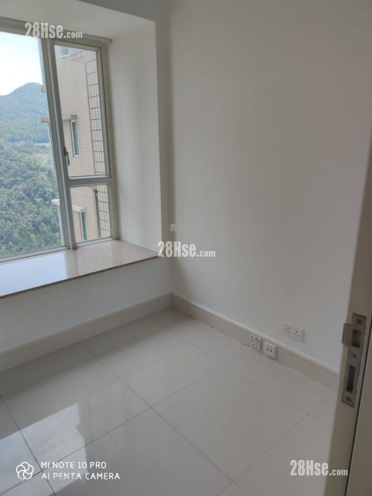 领都 租盘 3 房 , 2 浴室 731 平方尺