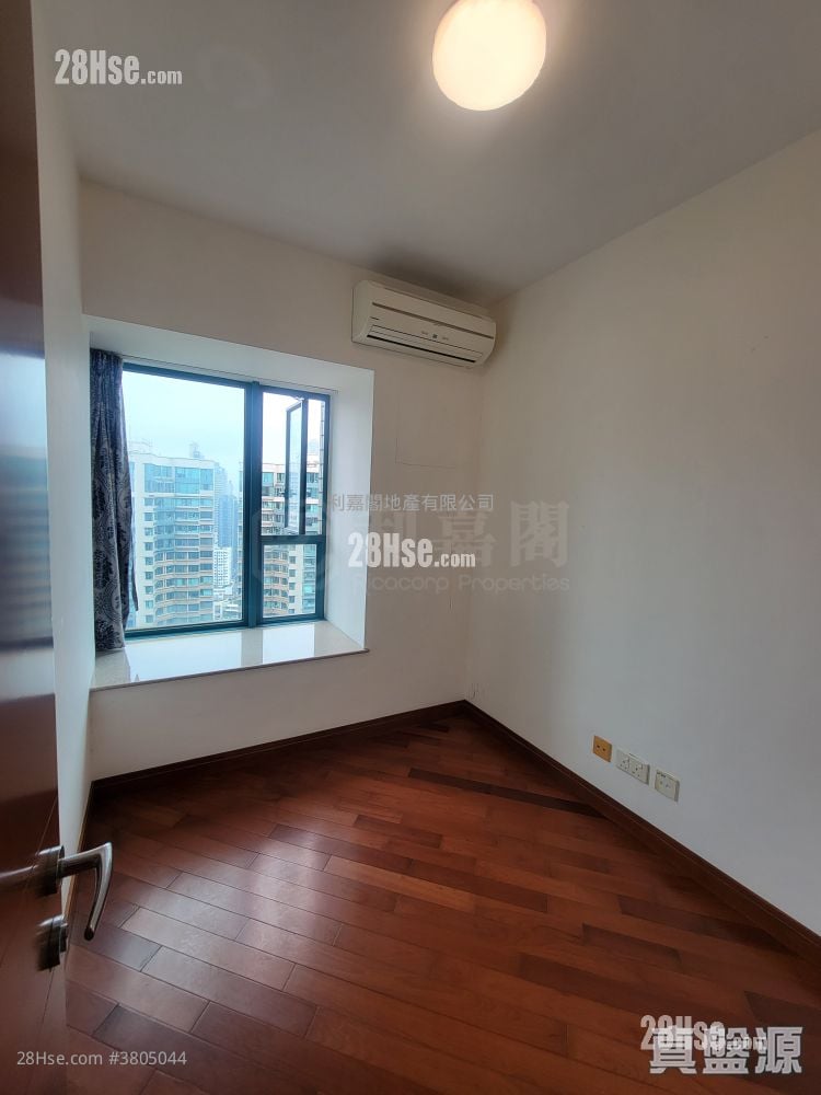 The Long Beach Sell 3 Bedrooms , 2 Bathrooms 816 ft²