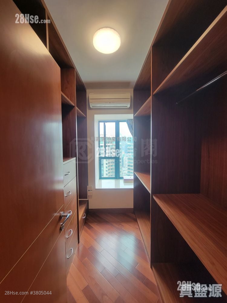 The Long Beach Sell 3 Bedrooms , 2 Bathrooms 816 ft²