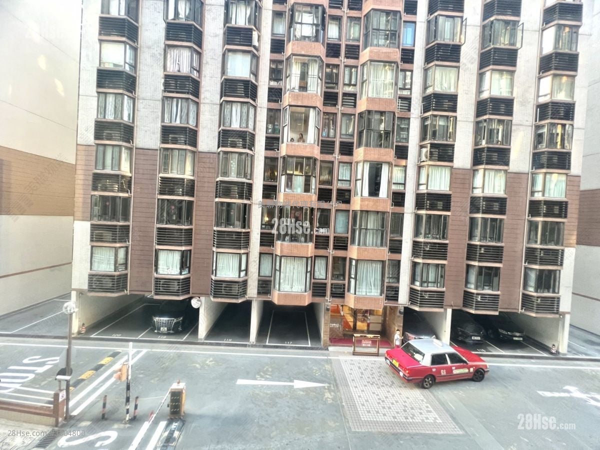 碧华花园 租盘 1,211 平方尺