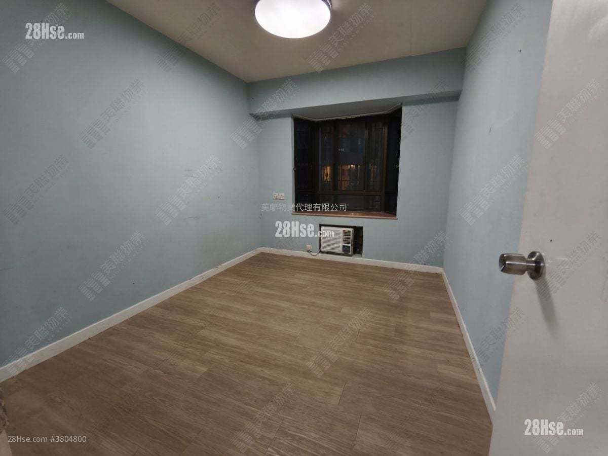 碧华花园 租盘 1,211 平方尺