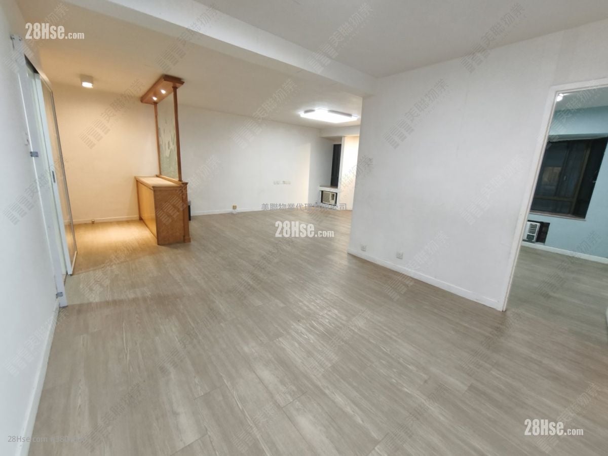 碧华花园 租盘 1,211 平方尺