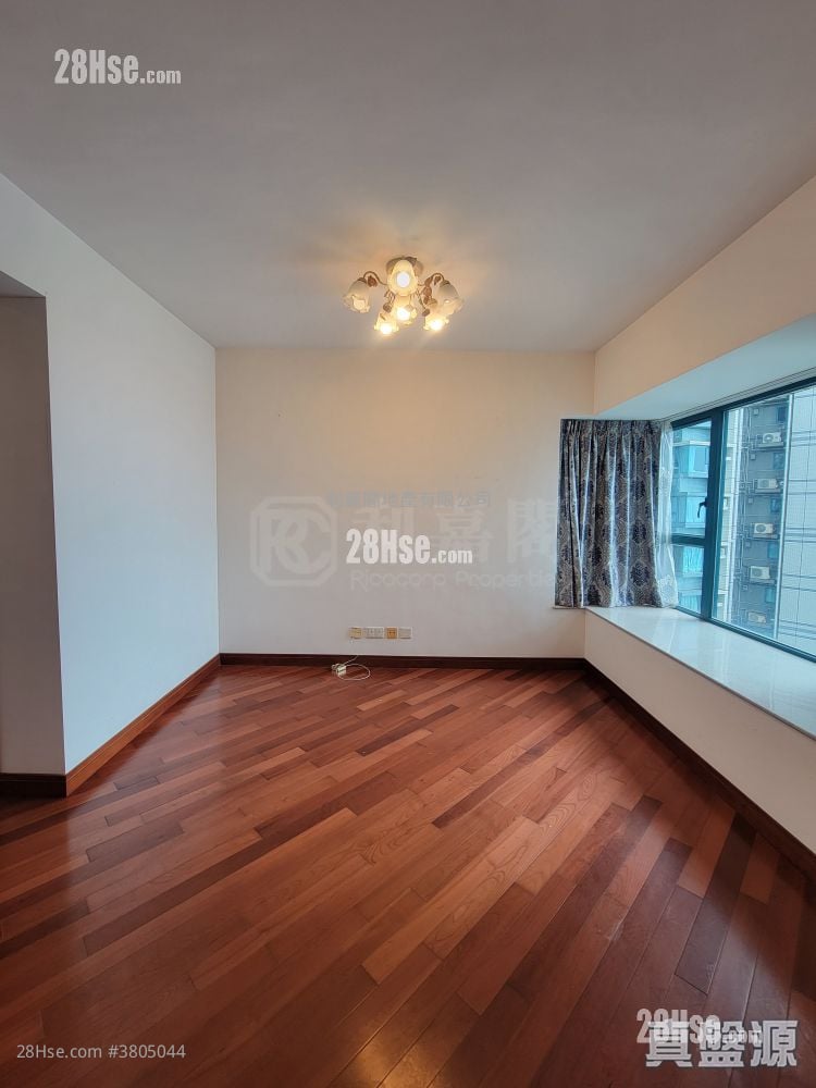 The Long Beach Sell 3 Bedrooms , 2 Bathrooms 816 ft²