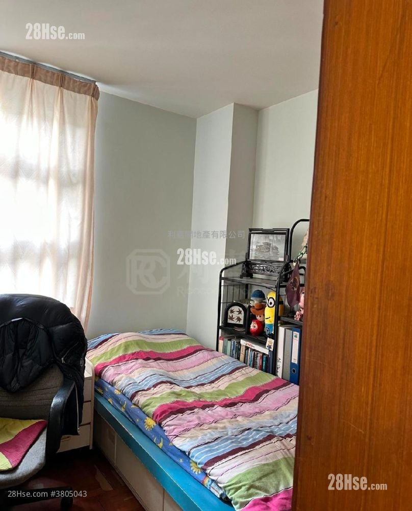 美孚新邨 售盘 3 房 , 1 浴室 679 平方尺