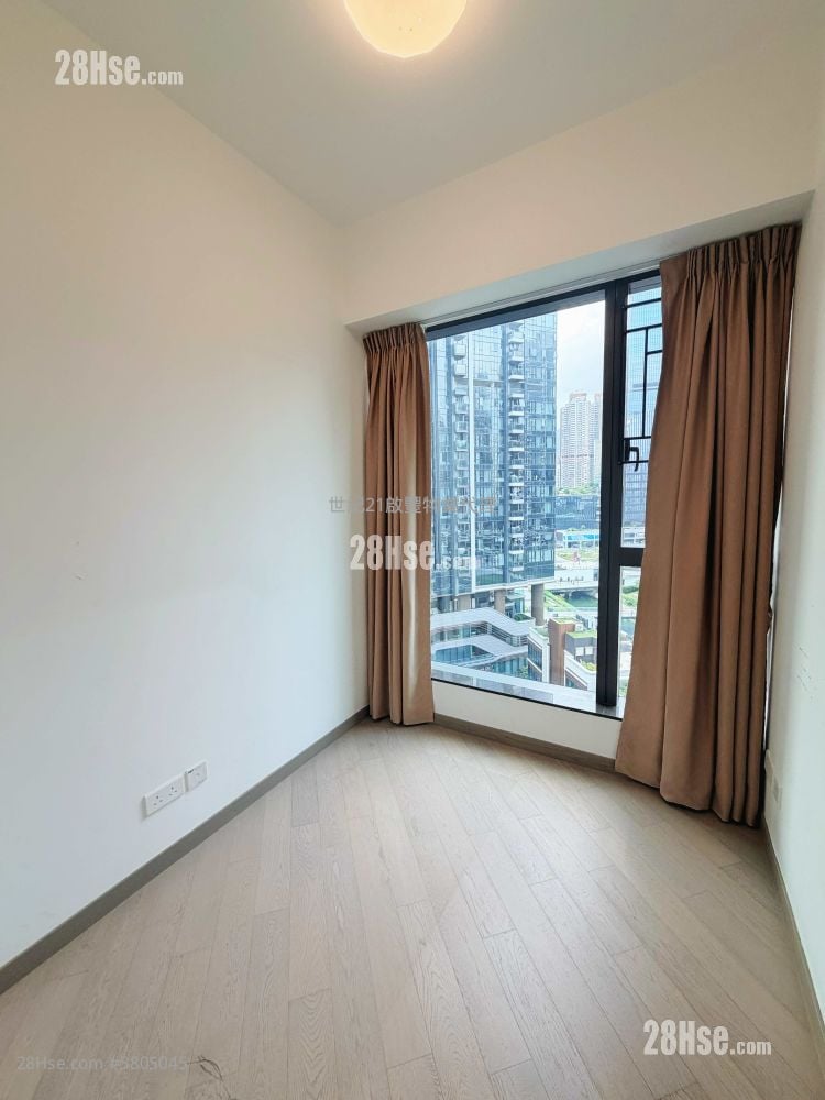 尚珒溋 售盤 3 房 , 2 浴室 738 平方呎