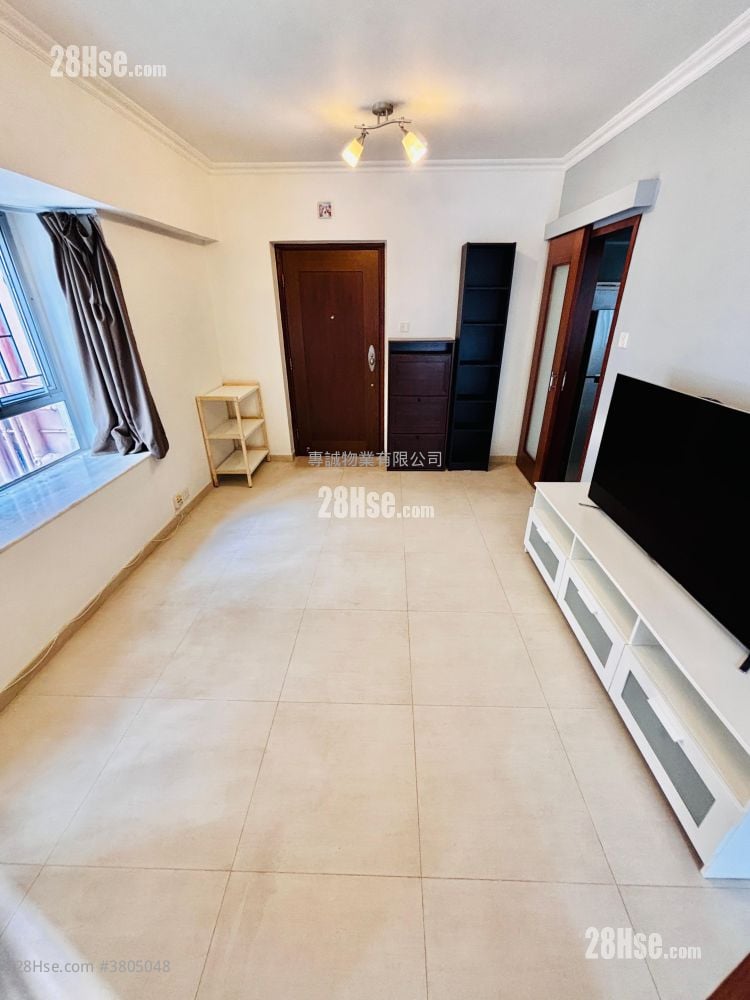 Shun On Building Rental 2 Bedrooms , 1 Bathroom 356 ft²