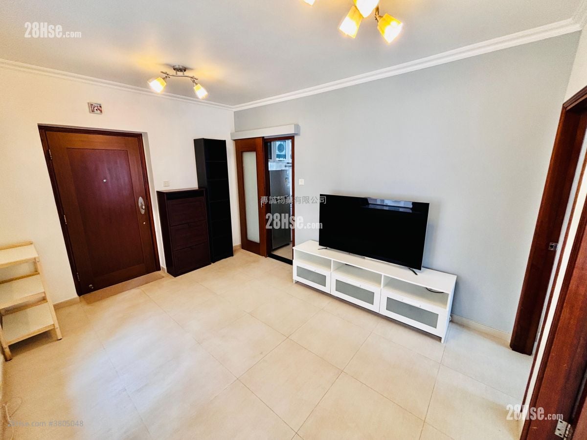 Shun On Building Rental 2 Bedrooms , 1 Bathroom 356 ft²