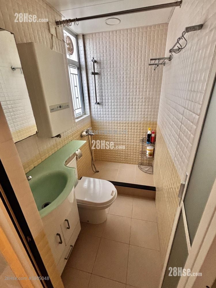 Shun On Building Rental 2 Bedrooms , 1 Bathroom 356 ft²