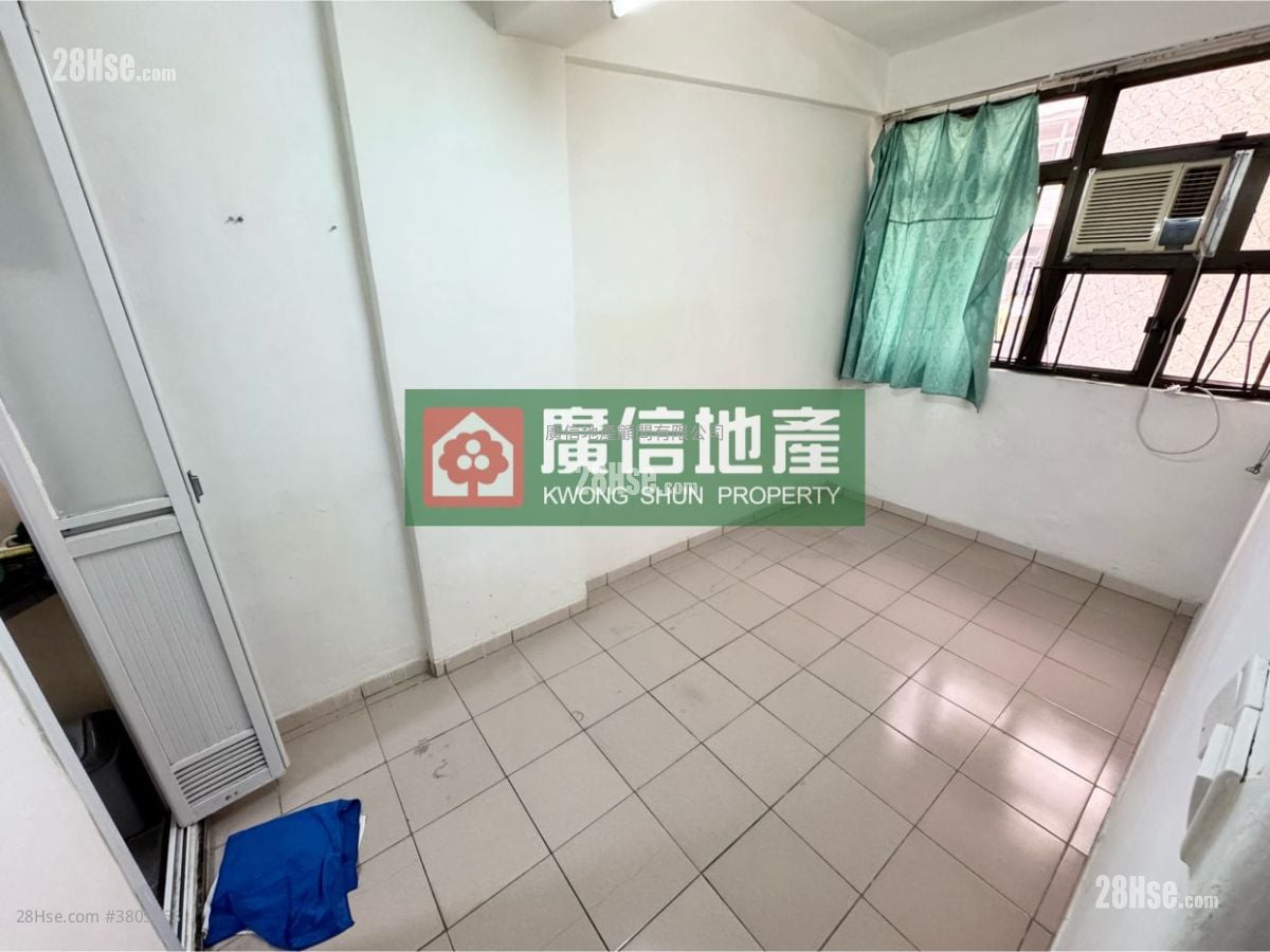 Kwong Yu Building Rental Studio , 1 Bathroom 120 ft²