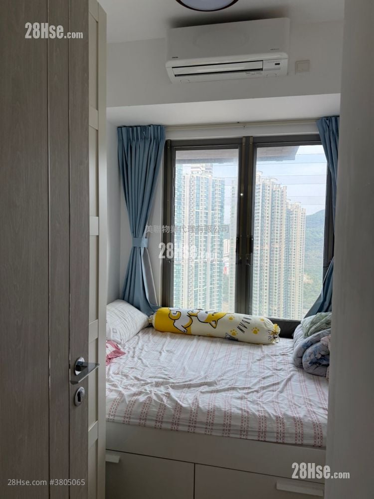 Sea To Sky Sell 3 Bedrooms , 2 Bathrooms 781 ft²