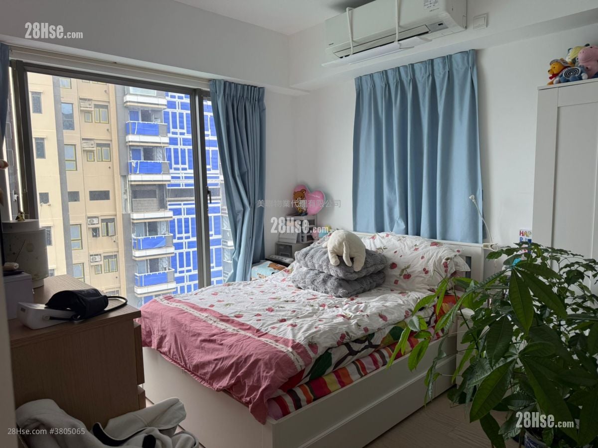 Sea To Sky Sell 3 Bedrooms , 2 Bathrooms 781 ft²