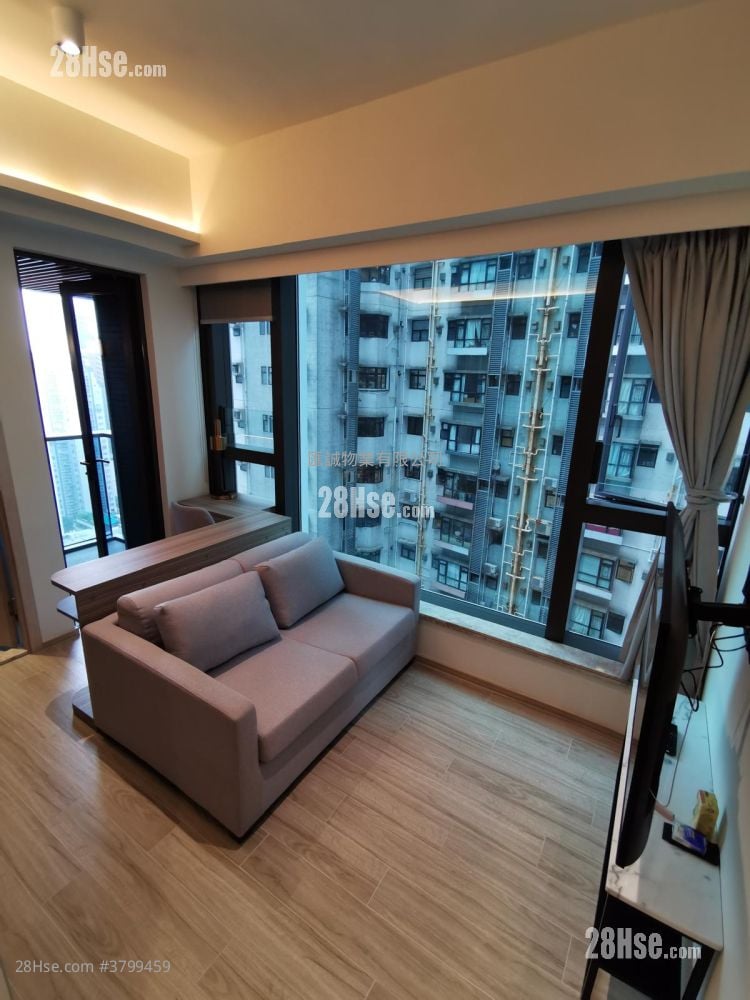 Central 8 Rental Studio , 1 Bathroom 203 ft²