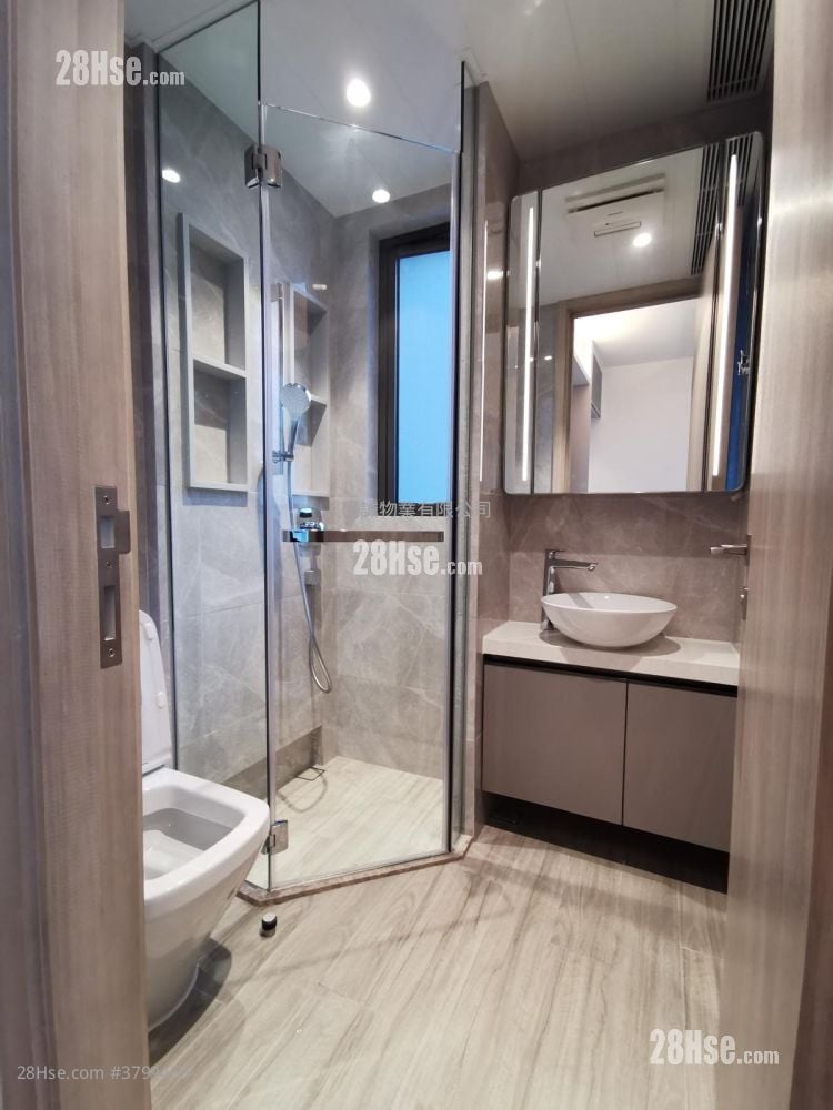 Central 8 Rental Studio , 1 Bathroom 203 ft²