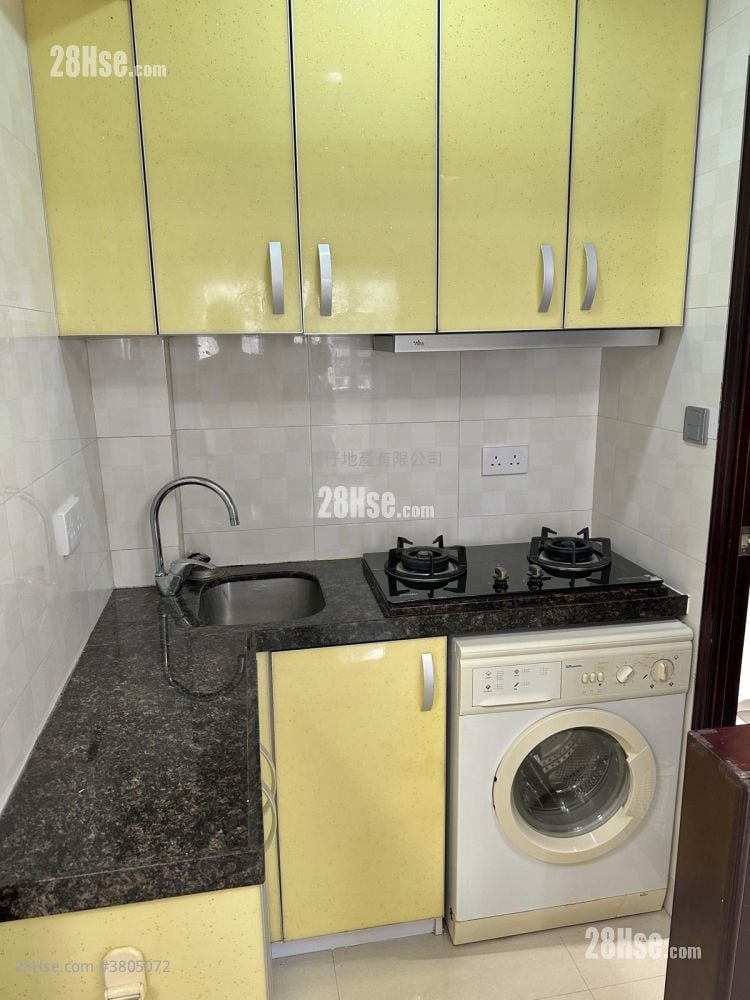 Lee Wing Building Sell 2 Bedrooms , 1 Bathroom 284 ft²