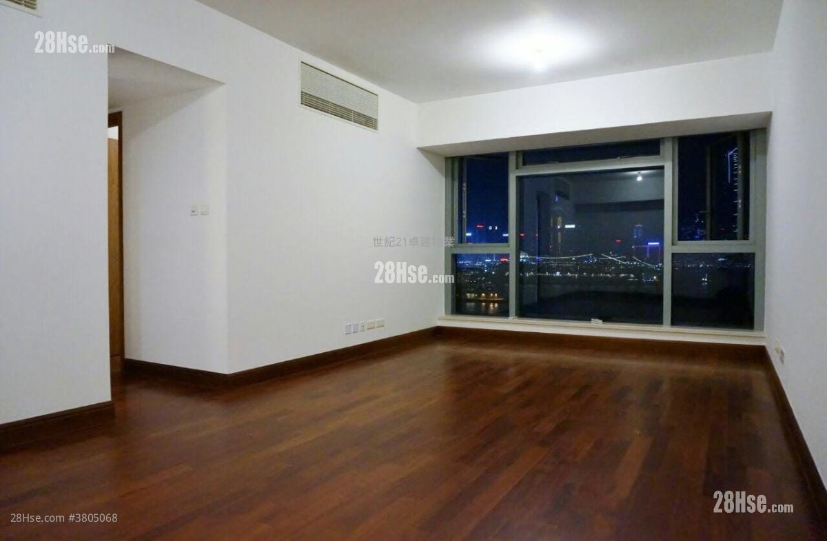 君临天下 售盘 3 房 , 2 浴室 1,015 平方尺