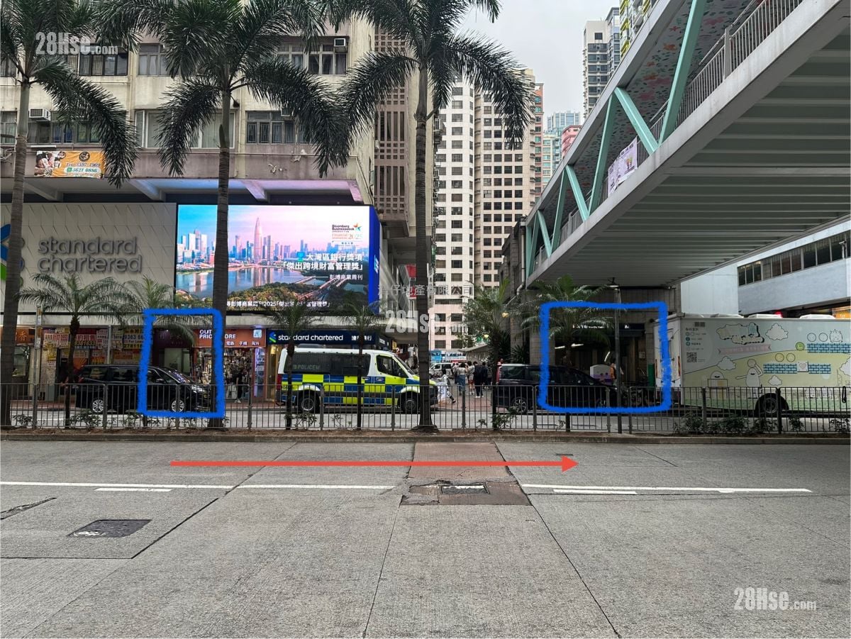 Lobby: 鄰近灣仔港鐵站A4出口