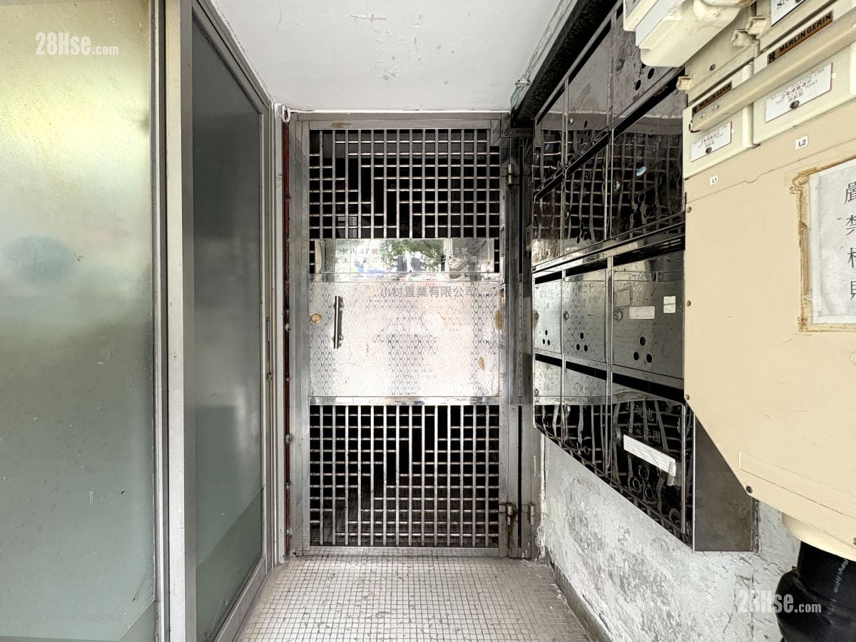 大厦入口: 水街45-47号 租盘 3 房 , 1 浴室 351 平方尺