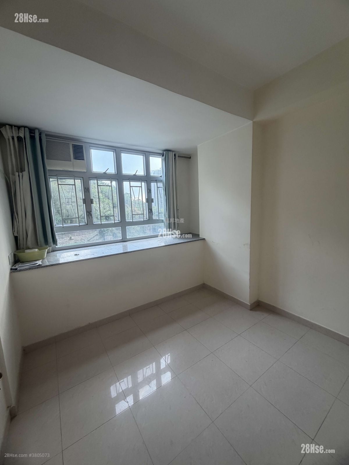 鴨脷洲中心 售盤 390 平方呎