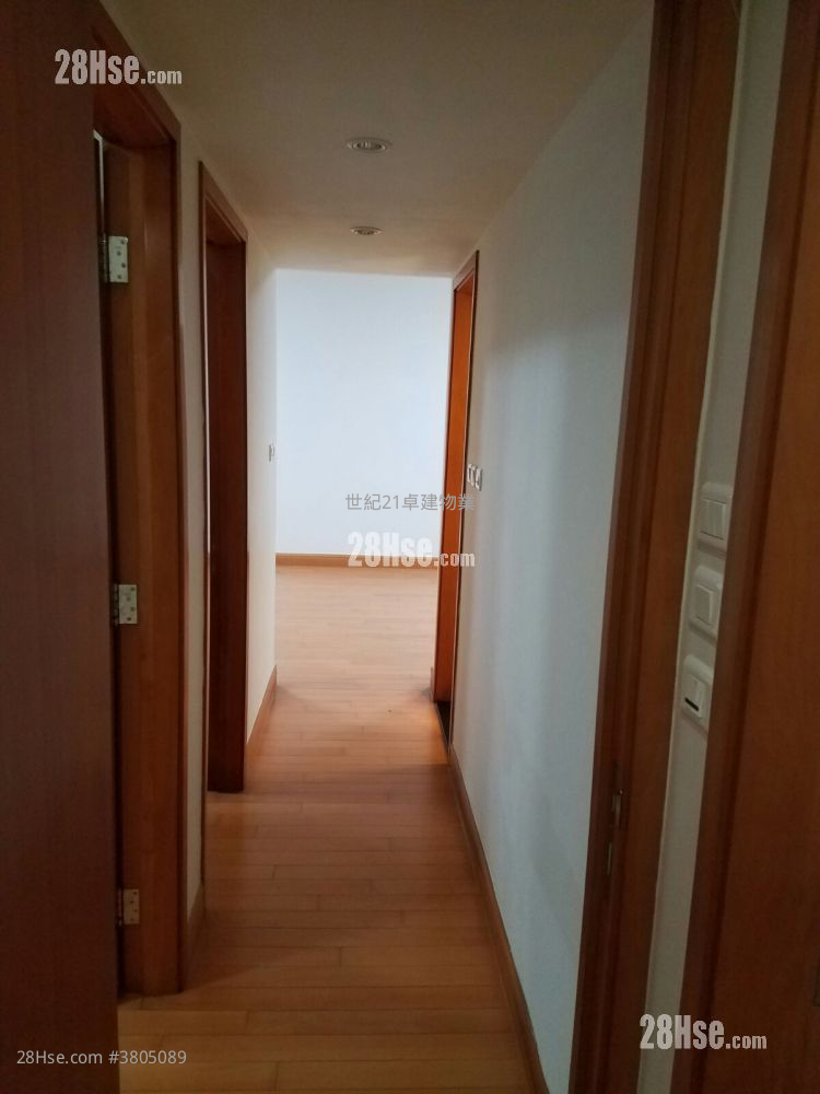 The Harbourside Sell 3 Bedrooms , 2 Bathrooms 1,015 ft²