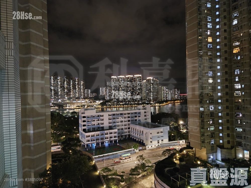 City Point Sell 3 Bedrooms , 2 Bathrooms 713 ft²