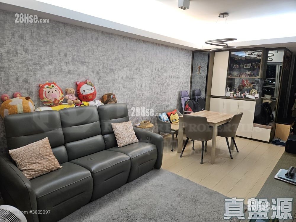 City Point Sell 3 Bedrooms , 2 Bathrooms 713 ft²