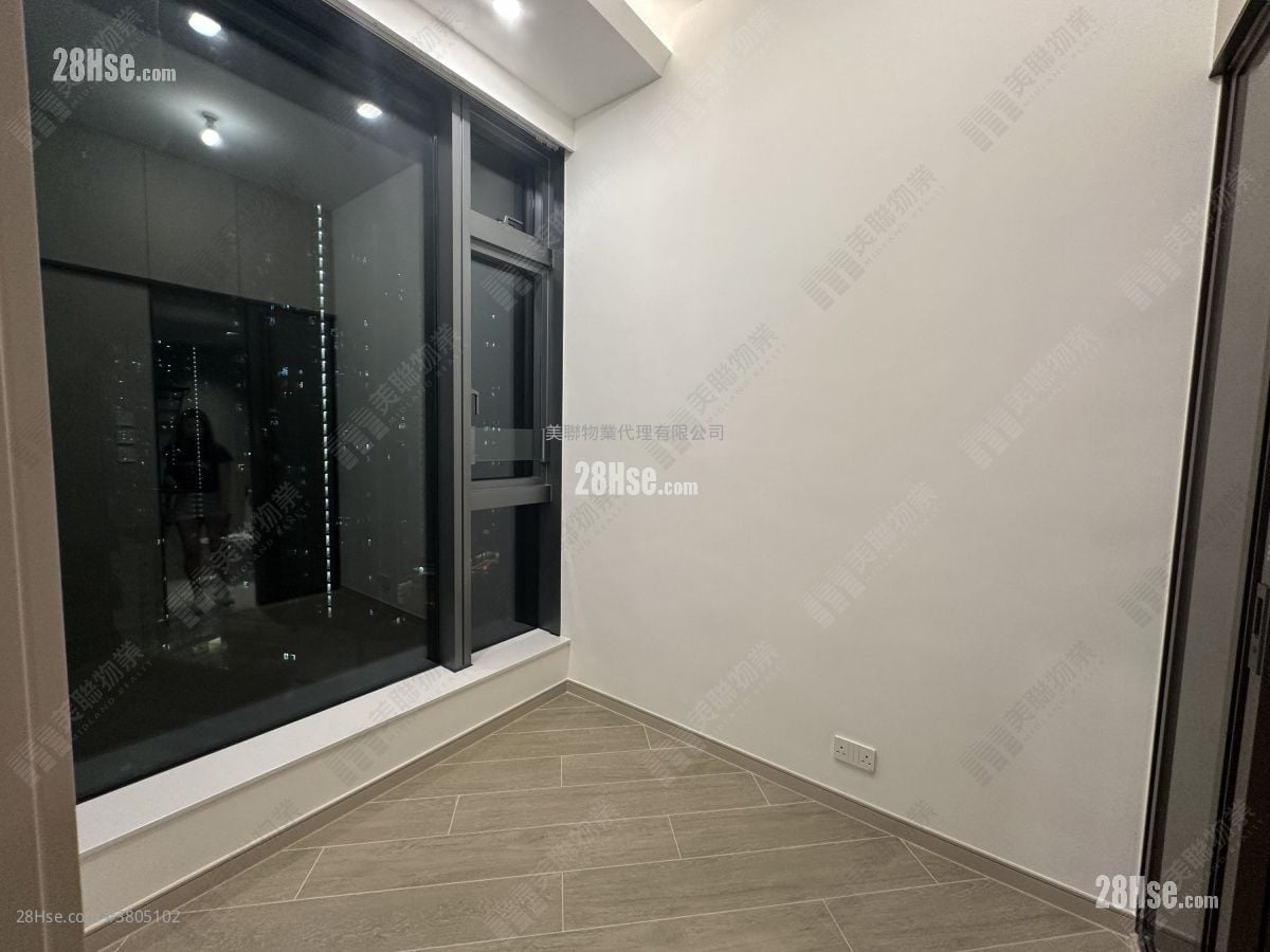 The Paddington Sell 1 Bedroom , 1 Bathroom 243 ft²