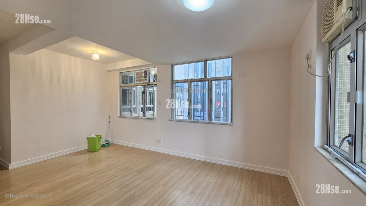 湾景中心大厦 租盘 开放式间隔 , 1 浴室 357 平方尺