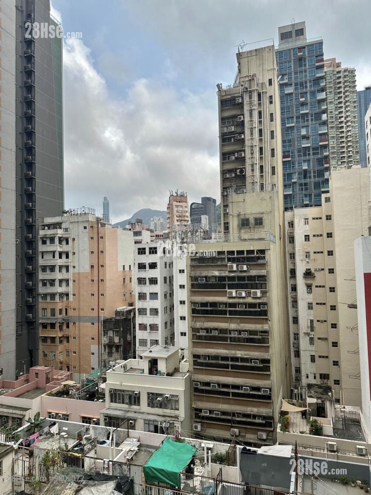 Lee Wing Building Sell 2 Bedrooms , 1 Bathroom 284 ft²