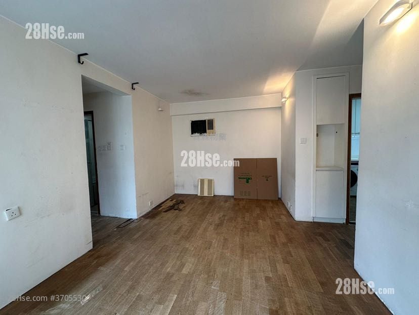 鲤景湾 租盘 2 房 , 1 浴室 539 平方尺