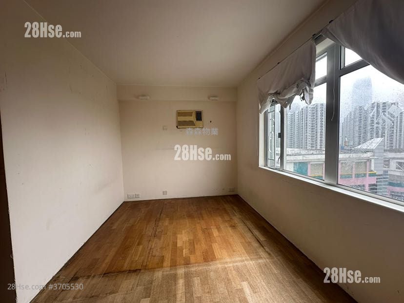 鲤景湾 租盘 2 房 , 1 浴室 539 平方尺