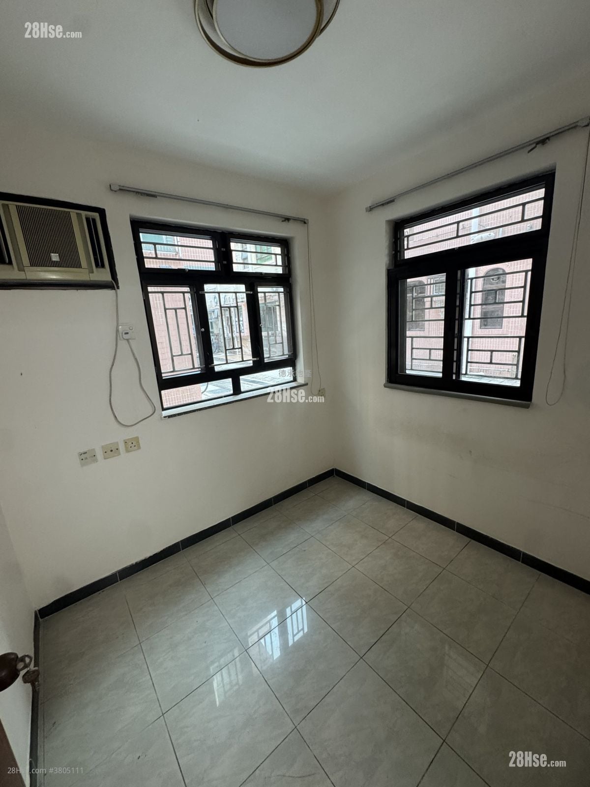 村屋 租盘 3 房 , 2 浴室