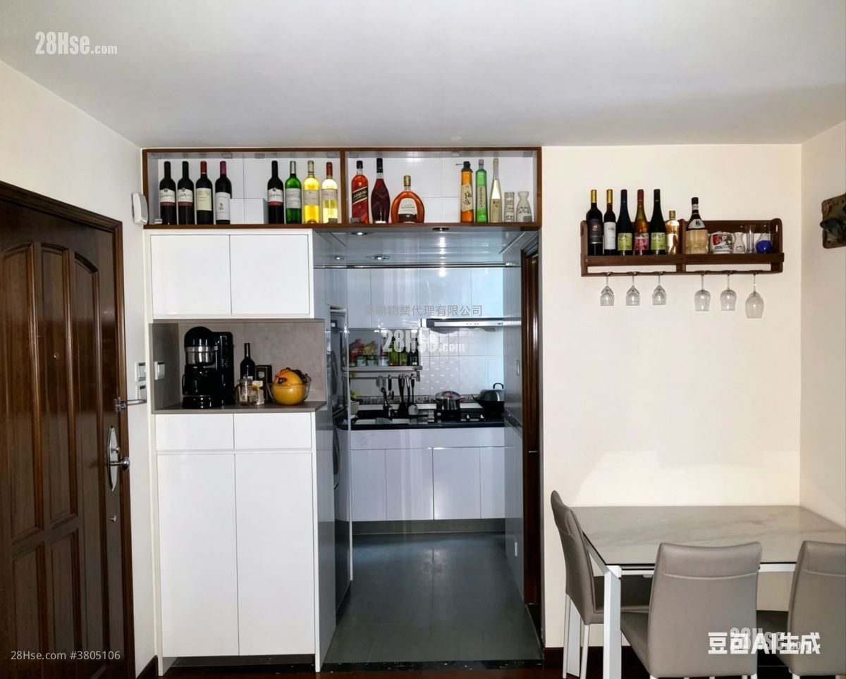 裕明苑 售盘 438 平方尺