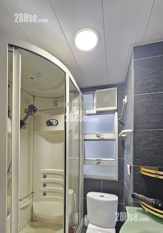 湾景中心大厦 租盘 开放式间隔 , 1 浴室 357 平方尺