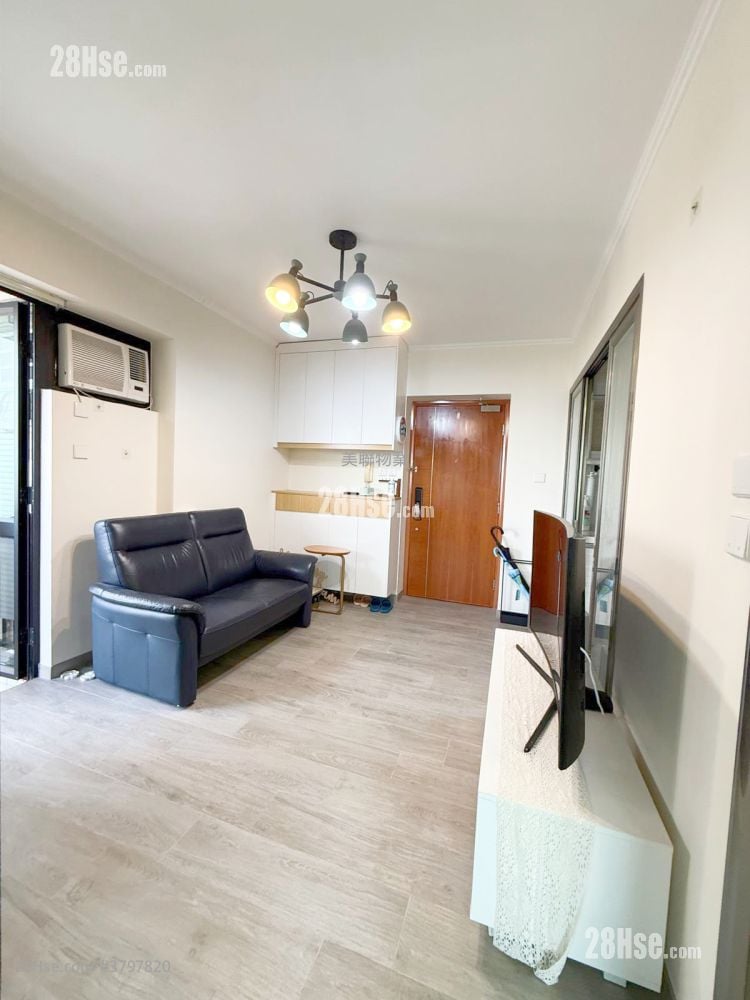 御皇庭 售盘 2 房 , 1 浴室 370 平方尺