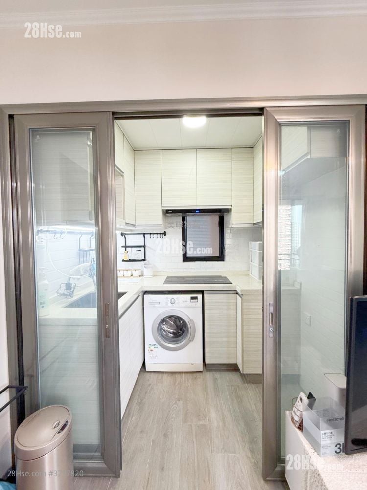 御皇庭 售盘 2 房 , 1 浴室 370 平方尺