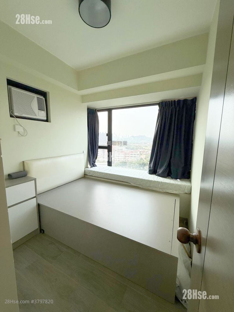 御皇庭 售盘 2 房 , 1 浴室 370 平方尺